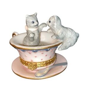 1999 Vintage Westland Adorable Cat Figurine Teacup with Spoon Trinket